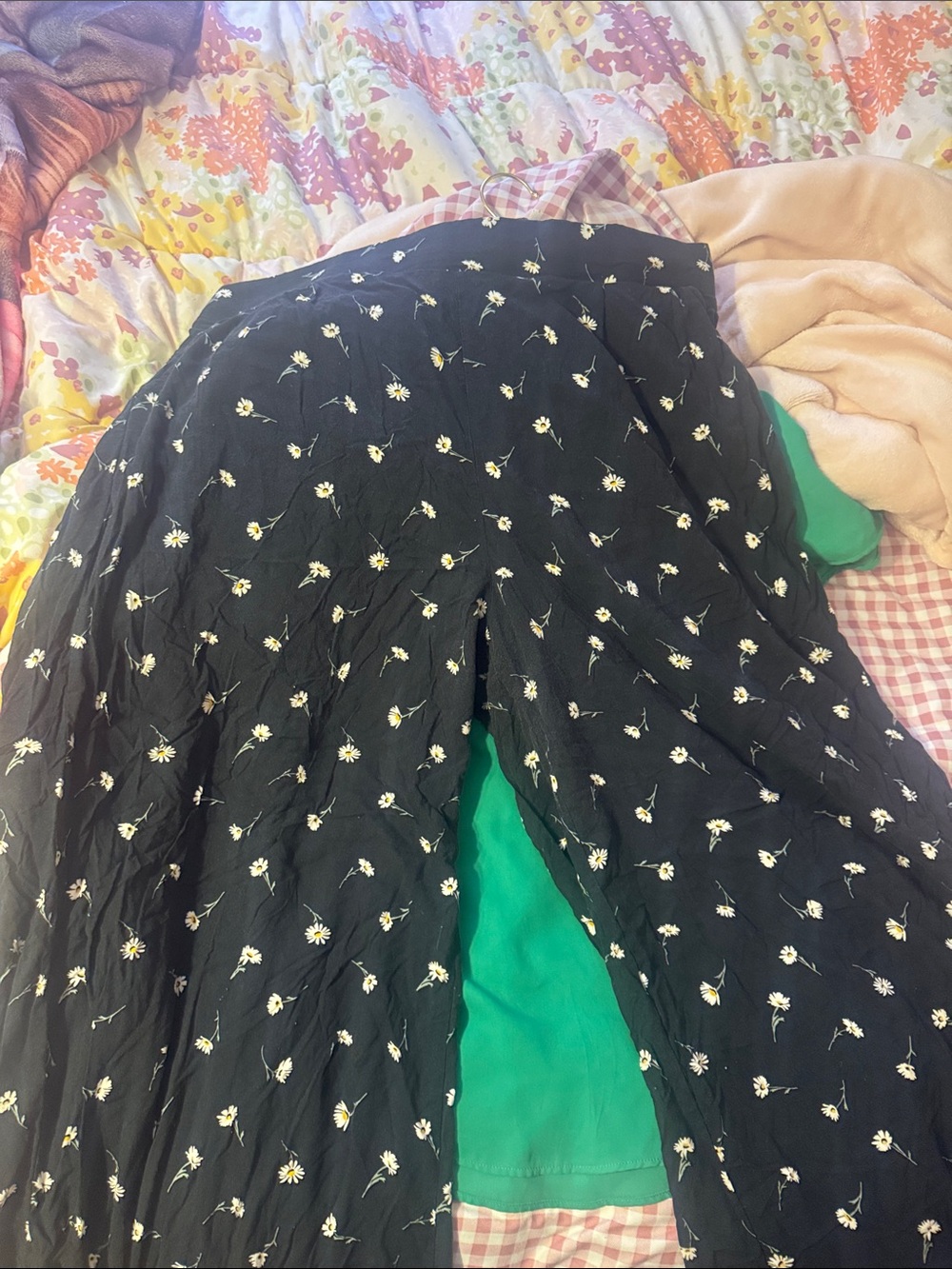 torrid Black Daisy wide Leg Pants size 2